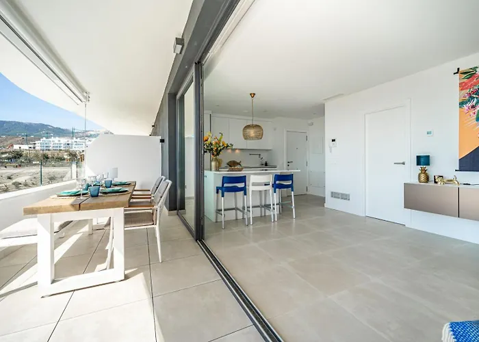 Higueron West Collection - La Vida Feliz Andalucia By Hwpc Fuengirola